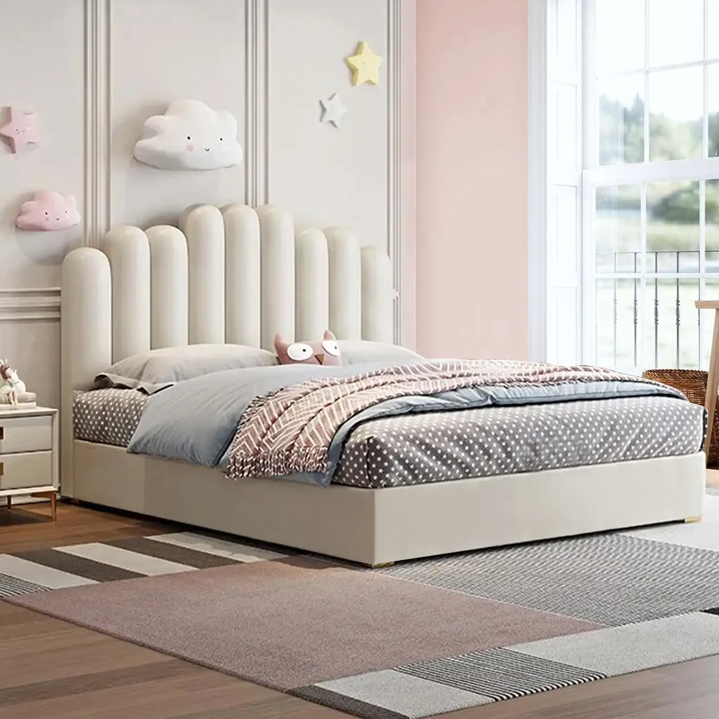 Nebulous Leather Bed - Image 4